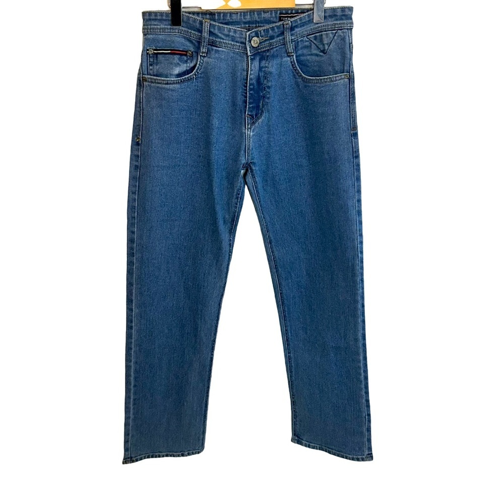 Tommy Hilfiger Mid Rise Straight Leg Medium Wash Denim - Size 32 Signature Logos